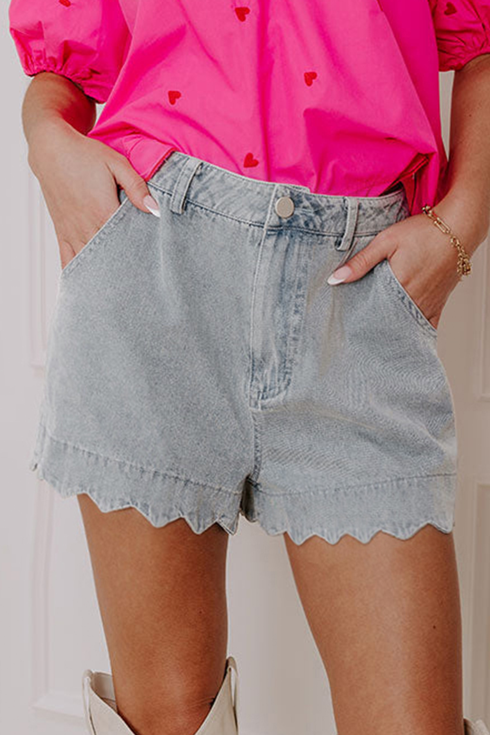 Sail Blue Scalloped Hemline Acid Wash High Waist Denim Shorts - Imagen 7