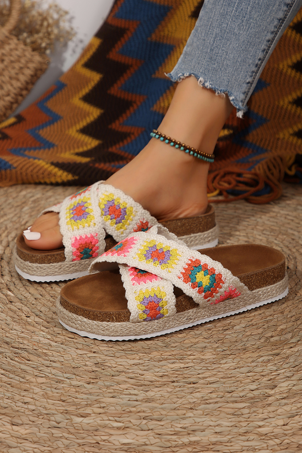 White Geometric Woven Crisscross Strap Platform Slippers - Imagen 7