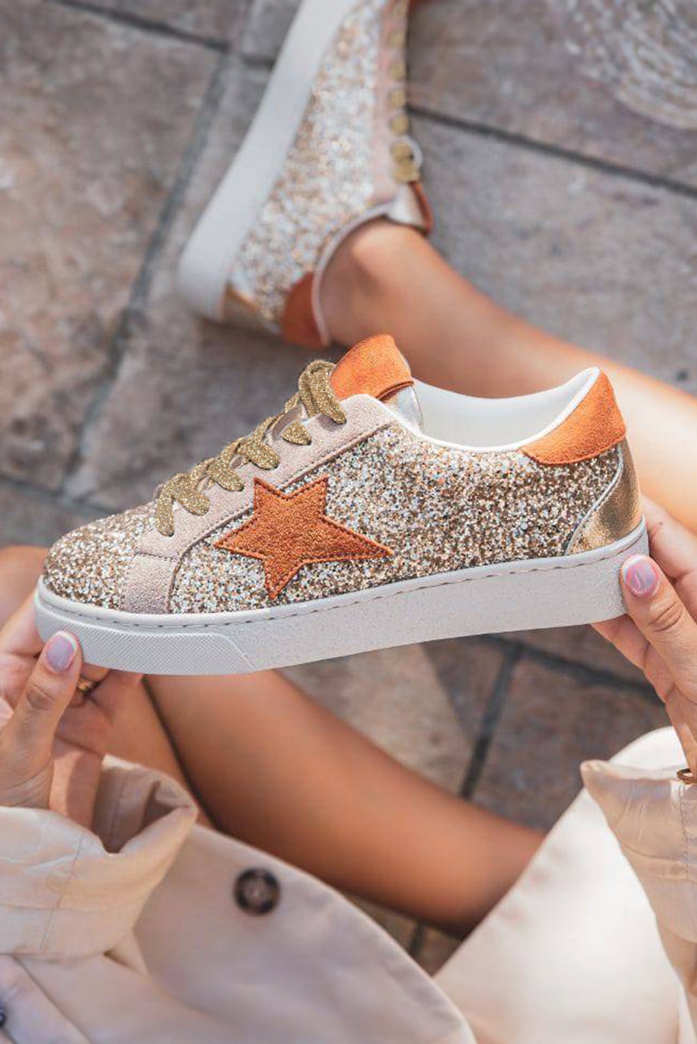 Gold Star Patchwork Sequined Lace-up Sneakers - Imagen 4