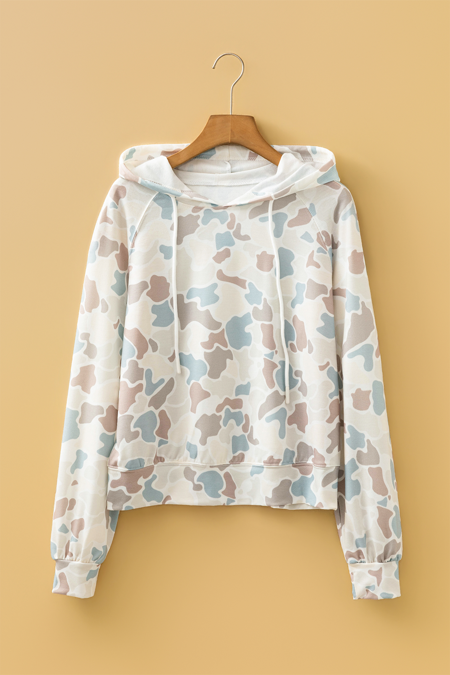 Beige Camouflage Print Relaxed Drawstring Hoodie - Imagen 4