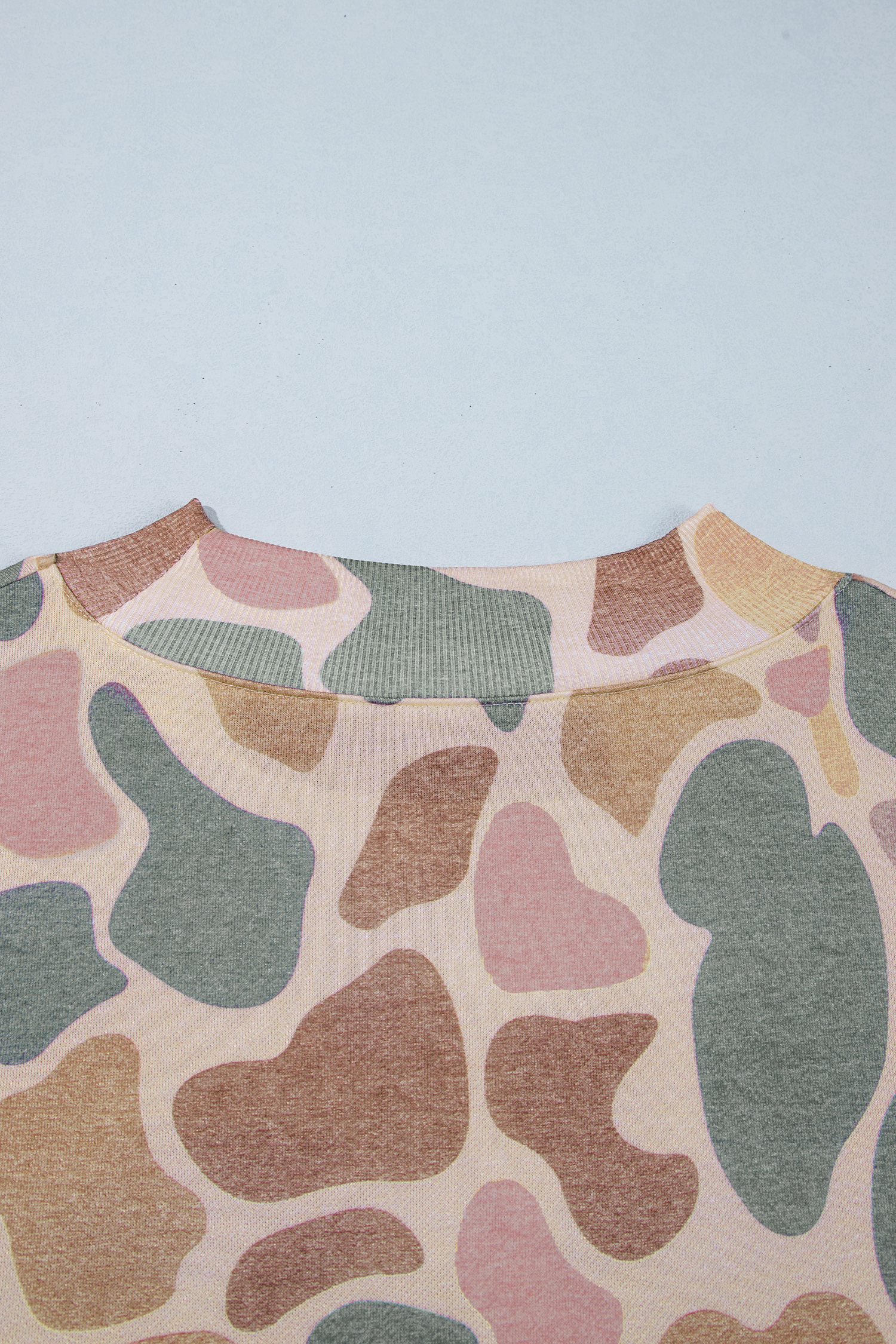 Multicolour Camo Print Ribbed Mock Neck Plus Size Sweatshirt - Imagen 7